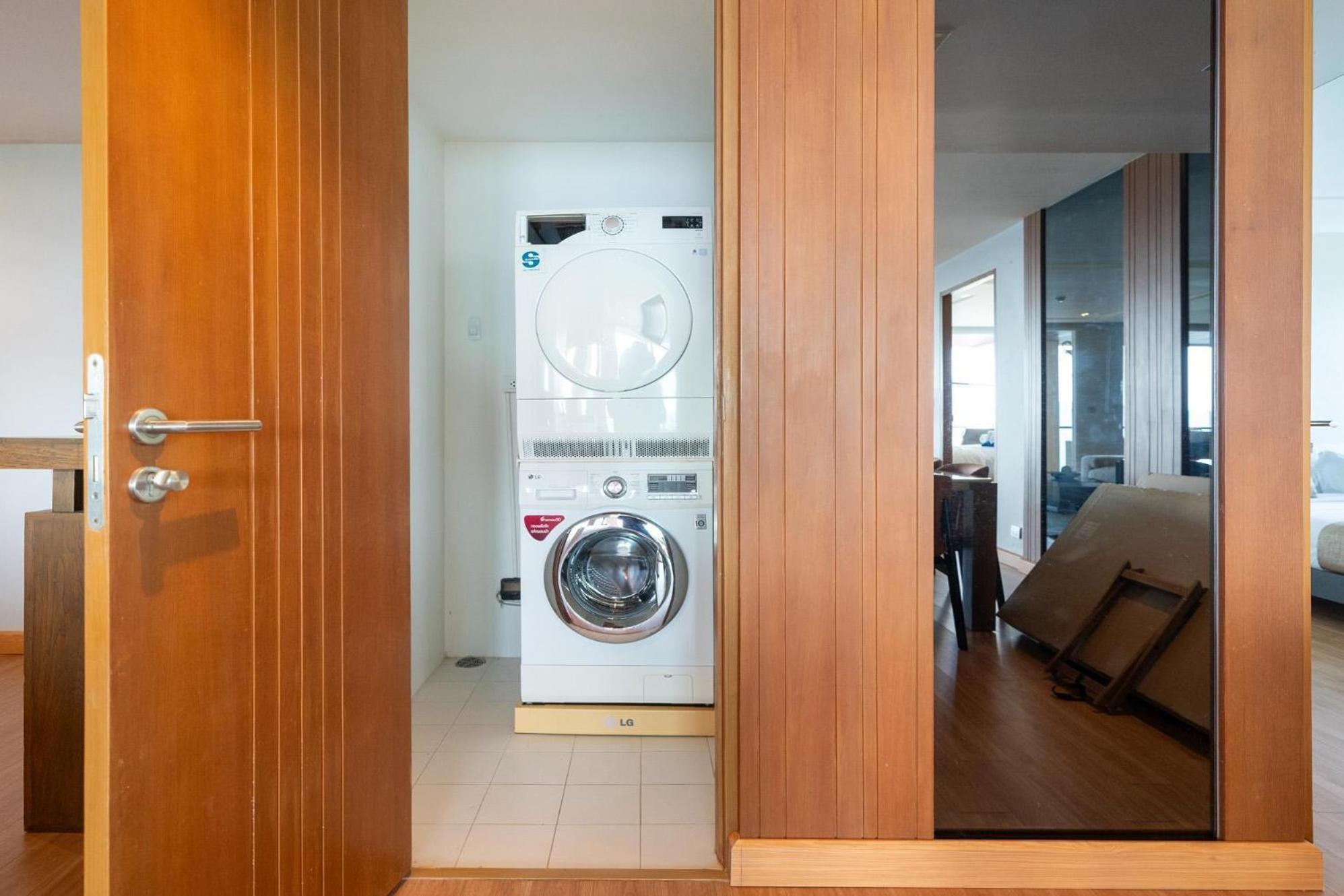 Apartment Stylish With Pool Table & Sea View Patong
