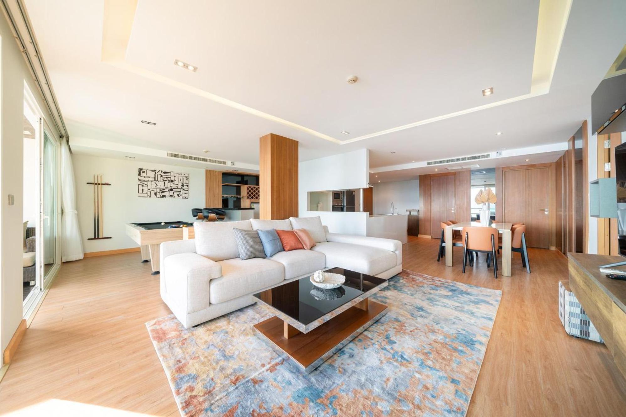 Apartment Stylish With Pool Table & Sea View Patong