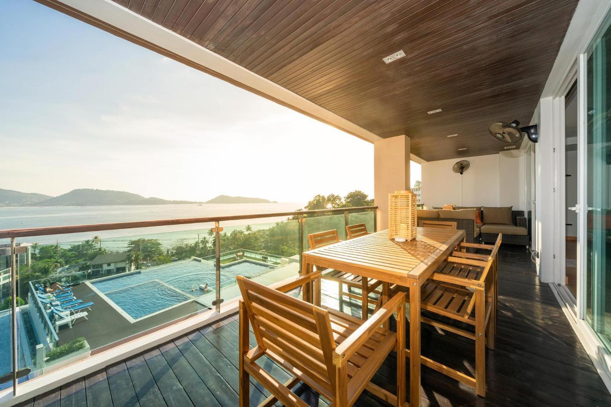 Stylish With Pool Table & Sea View Patong