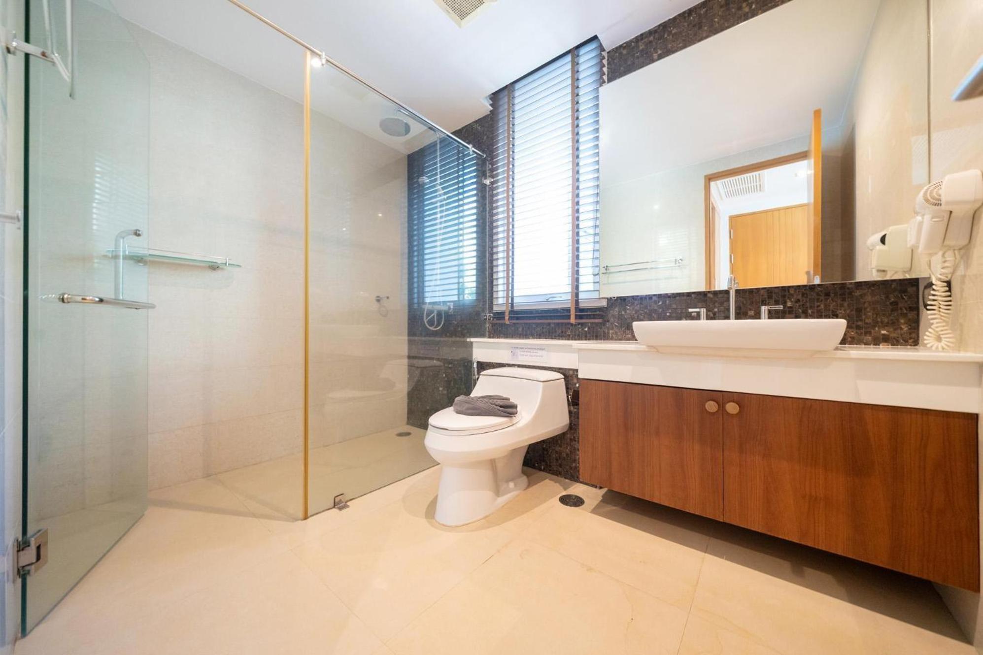Stylish With Pool Table & Sea View * Patong